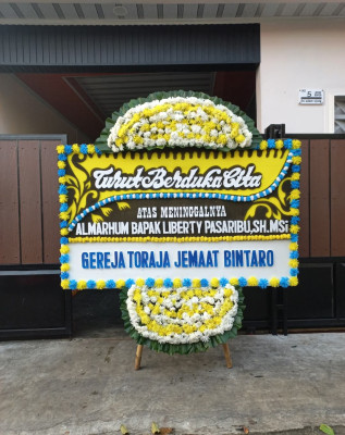 Papan Bunga Duka di Padang Harapan