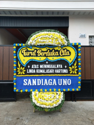 Papan Bunga Duka di Padang Harapan